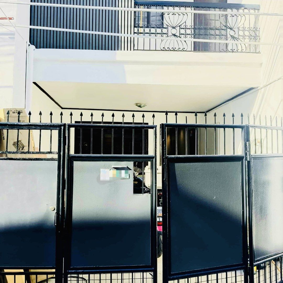 Preowned Townhouse for Sale (Category: House & Lot) located in Paranaque City. Submitted by dennisemer98241 (Listing ID 1437218556, Image 1). Description: House & Lot for Sale in Better Living Subd Paranaque Selling Price: ₱5.5M NET Property Details: Lot Area: 48 sqm Floor Area: 70sqm 2 bedrooms 1 storage room 3 toilet and bath 1 car garage Free Bank Financing Assistance "Find Out Your Bank Loan Approval Estimate and Monthly Amortization-for Free