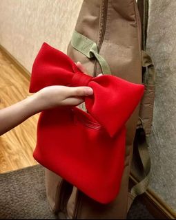 (Category: ) located in . Submitted by instockssssss (Listing ID 1437384110, Image 1). Description: .