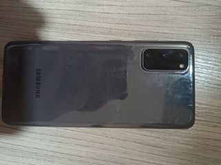 （分類：）位於 。 由 yat_khaevin 提交（商品編號 1437356346，圖片 1）。簡介： 。