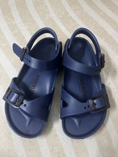 (Category: ) located in . Submitted by ainnrosli_ (Listing ID 1437254340, Image 1). Description: .