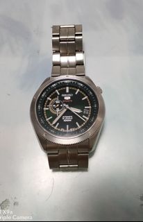 （分類：）位於 。 由 happwatch 提交（商品編號 1437339380，圖片 1）。簡介： 。