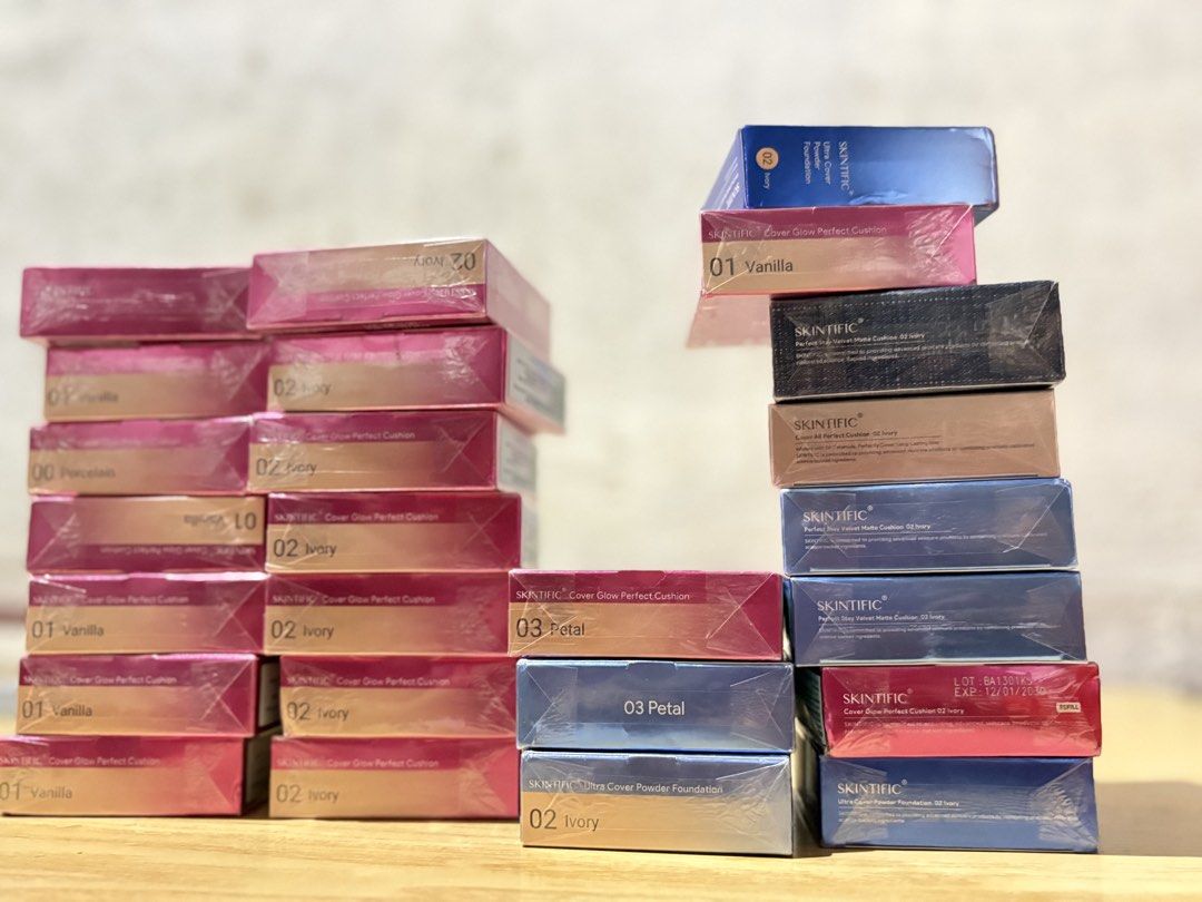 SKINTIFIC Cover Glow Perfect Cushion (Category: Makeup) located in Pateros City. Submitted by yeskeikei (Listing ID 1437368174, Image 1). Description: - SKINTIFIC Cover Glow Perfect Cushion - Available Shades: - 00 Porcelain - 01 Vanilla - 02 Ivory - 03 Petal - New and Sealed - Includes cushion.