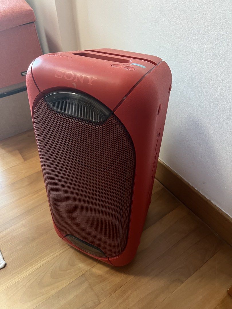 Sony Portable Bluetooth Speaker451350937753374721