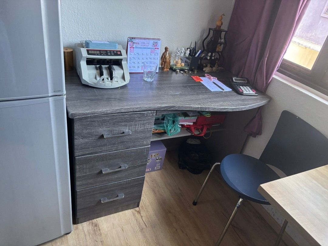 Study Table (Category: Tables & Sets) located in Singapore. Submitted by elevenod (Listing ID 1437339952, Image 1). Description: lightly used,solid ,still in good condition Length 120cm, Height 80cm, Depth 60cm Site visit at S219302 delivery available.