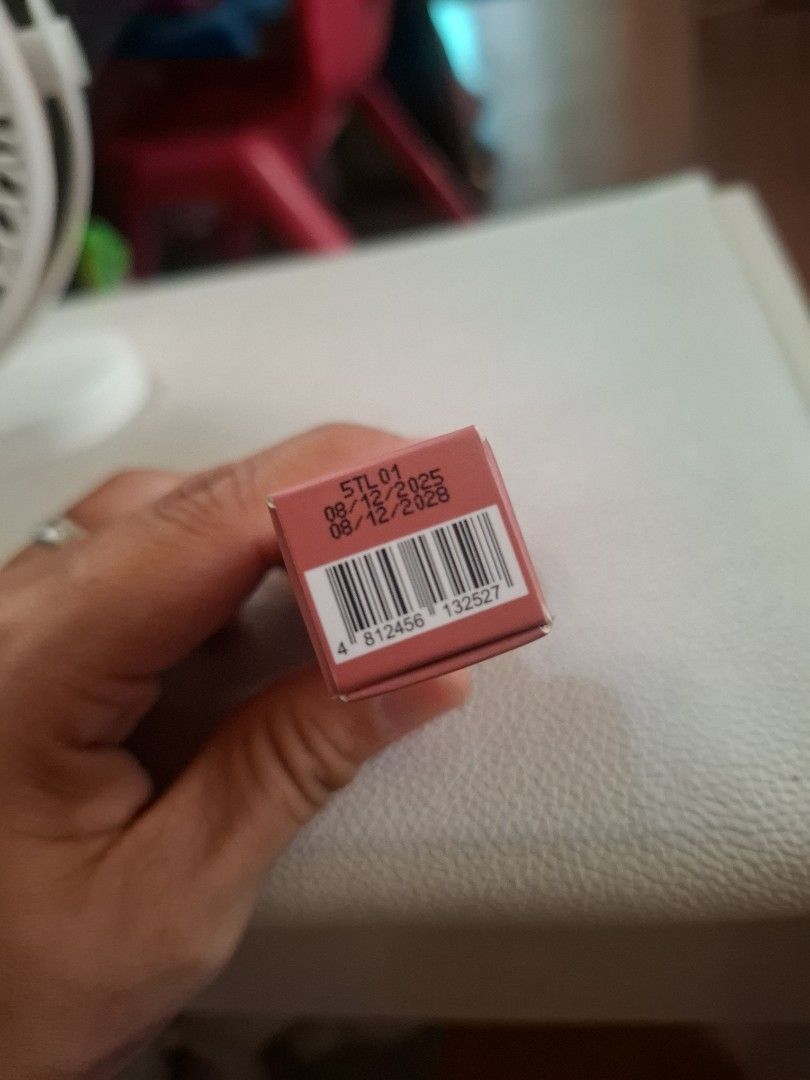 Sunnies Face Fluffmatte lipstick (Nudist) (Category: Makeup) located in Baler. Submitted by coffeebooks (Listing ID 1437267473, Image 2). Description: too many lipstick declutter.