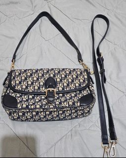 (Kategori: ) berada di . Dikirim oleh ditafitria (ID iklan 1437230123, Gambar 1). Deskripsi: .