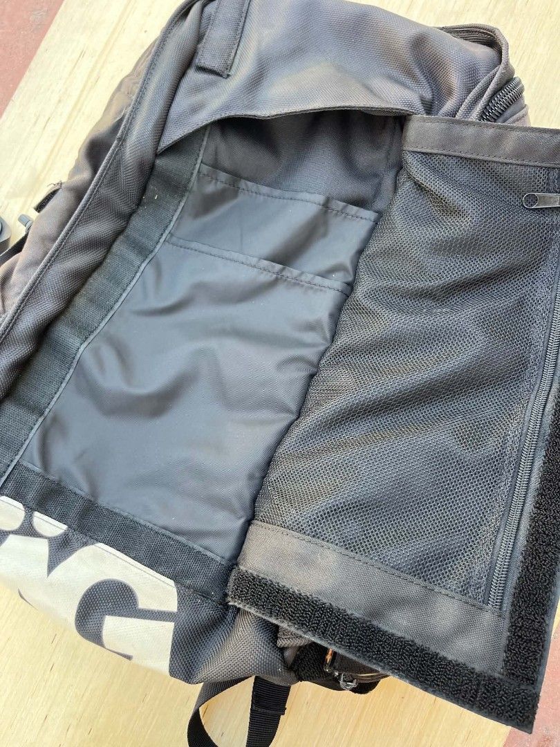 Travel/hiking Sag life Backpack (Category: Backpacks) located in Quezon City. Submitted by michypeachyy1 (Listing ID 1437327442, Image 2). Description: minimal issue used condition only 8.5/10 rate overall 1700+shipment japanese bag check it out online how much its value is..
