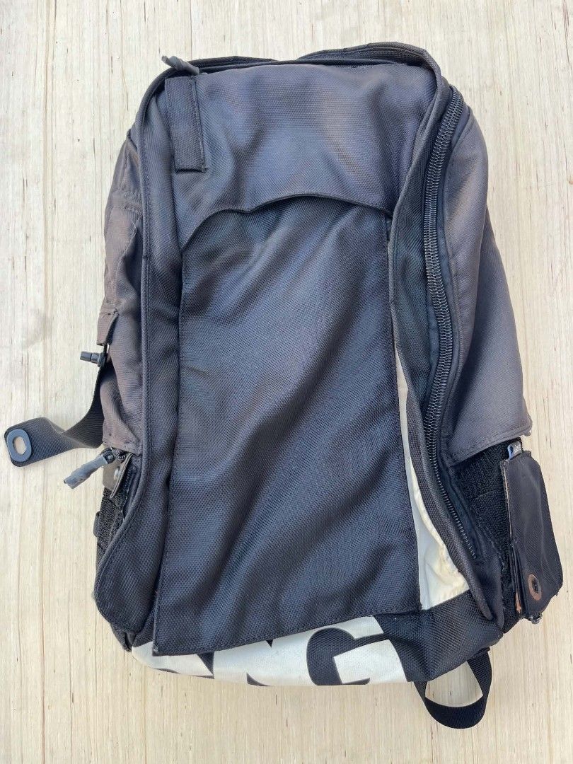 Travel/hiking Sag life Backpack (Category: Backpacks) located in Quezon City. Submitted by michypeachyy1 (Listing ID 1437327442, Image 1). Description: minimal issue used condition only 8.5/10 rate overall 1700+shipment japanese bag check it out online how much its value is..