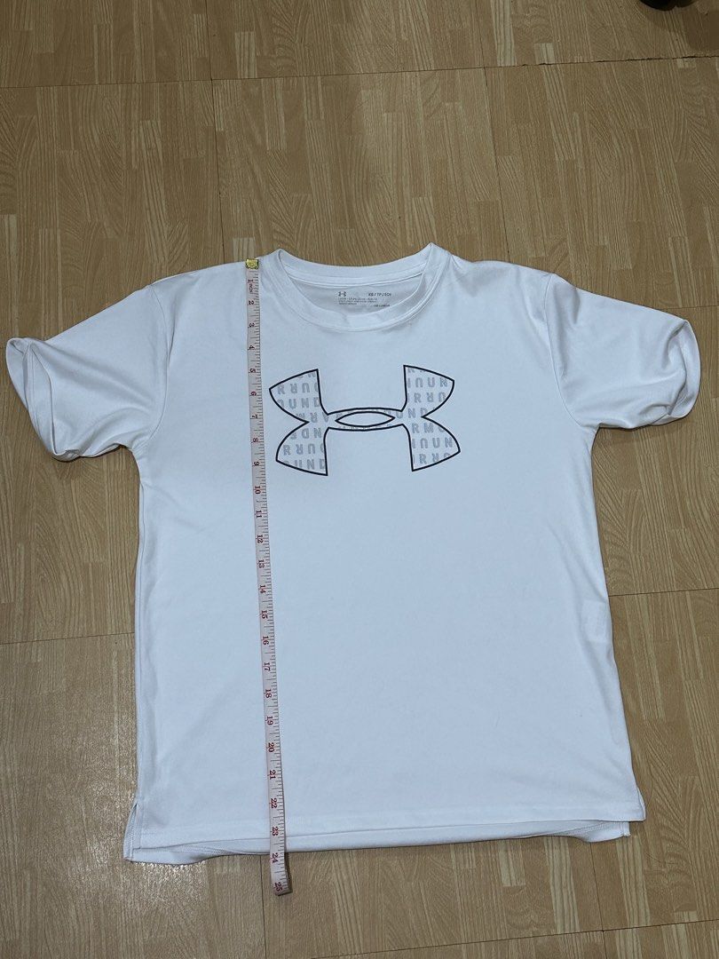 Under Armour Running / Gym (Category: Tshirts & Polo Shirts ) located in Lucena. Submitted by deklutter (Listing ID 1437356905, Image 3). Description: Under Armour (unisex) ✅ Gym / Running ✅ Drifit Tela ✅ 💯 good condition ✅ 18 width ✅ 23 length ✅ j&t.