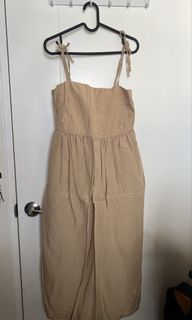 (Category: ) located in . Submitted by es.corner (Listing ID 1437299236, Image 1). Description: .
