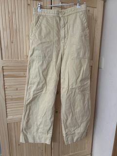 （分類：）位於 。 由 rabbitholeonce 提交（商品編號 1437274273，圖片 1）。簡介： 。