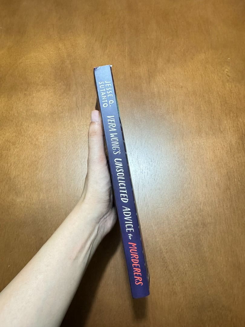 Vera Wong's Unsolicited Advice for Murderers (Category: Storybooks) located in Quezon City. Submitted by jericagarcia (Listing ID 1437255855, Image 2). Description: - 'Vera Wong's Unsolicited Advice for Murderers' by Jesse Q. Sutanto - No folds, foxing or annotations - Reprint only, please manage expectations.