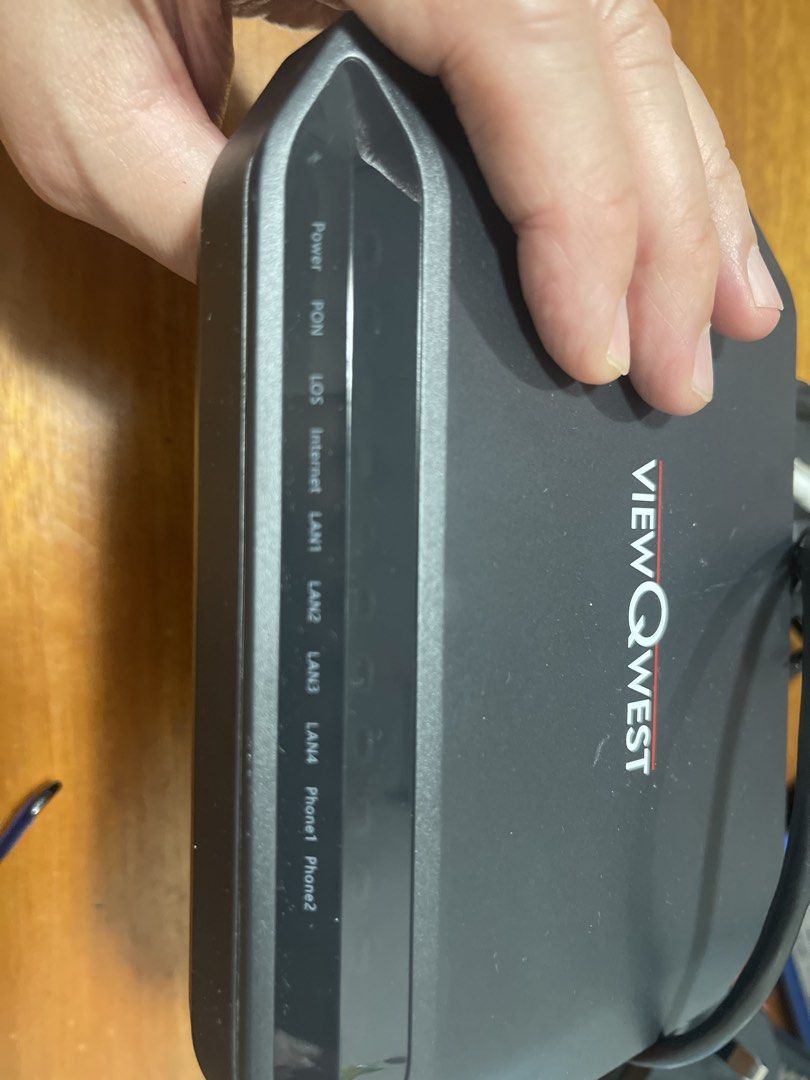 viewQwest modem, model HG6240A451551212487331841