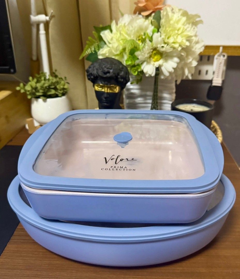Volore PRIMA COLLECTION BAKEWARE- BOROSILICATE GLASS & CERAMIC COATING- 2pcs (Category: Other Kitchenware & Tableware) located in Manila. Submitted by ormelynmal86309 (Listing ID 1437309599, Image 1). Description: Volore PRIMA COLLECTION BAKEWARE- BOROSILICATE GLASS & CERAMIC COATING- 2pcs- (1.6 L & 2.1 L) ₱1,000.