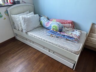 (Category: ) located in . Submitted by raybrigsteven (Listing ID 1437302459, Image 1). Description: .