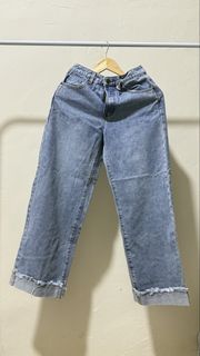 (Category: ) located in . Submitted by anotherfar (Listing ID 1437320713, Image 1). Description: .