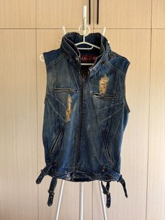 (Category: ) located in . Submitted by thrift.tingz (Listing ID 1437257727, Image 1). Description: .
