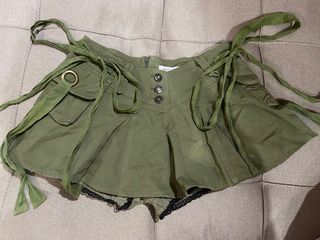 (Category: ) located in . Submitted by stockroompreloved (Listing ID 1437352562, Image 1). Description: .