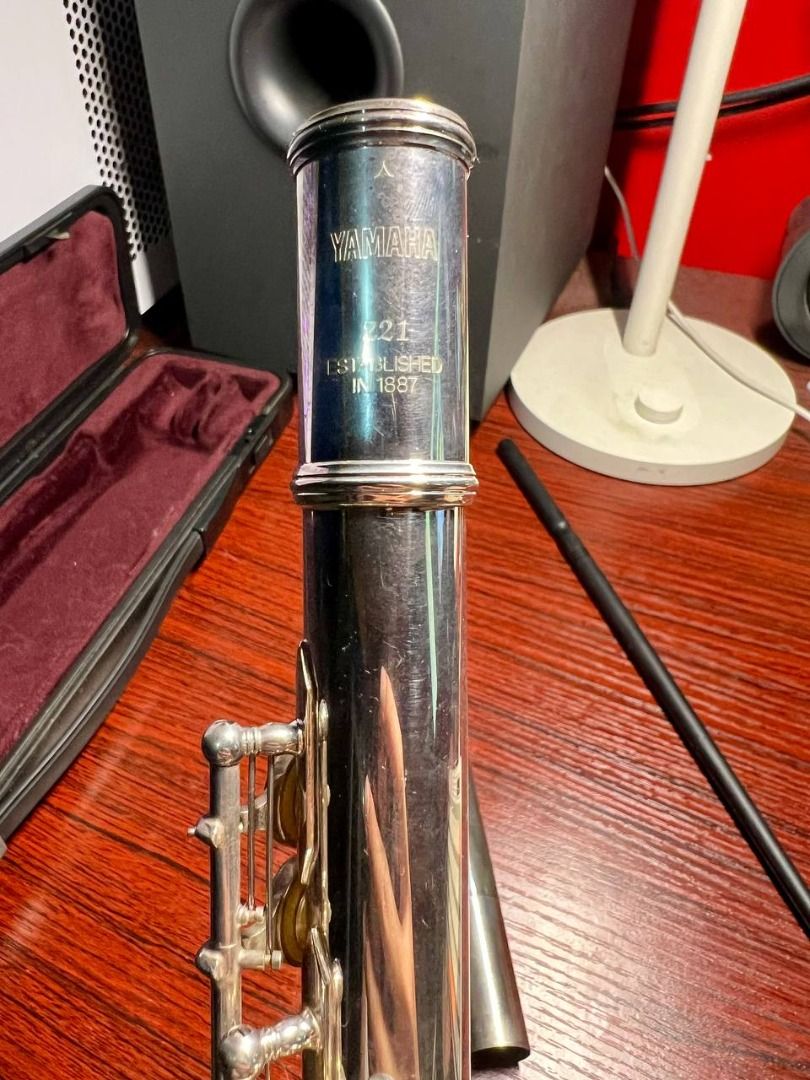 Yamaha flute 221 Made in JAPAN (Category: Musical Instruments) located in Baguio. Submitted by carlbenta (Listing ID 1437342292, Image 3). Description: - Yamaha flute 221 - Made in Japan - Elegant finish - Includes original case - Well-maintained condition - Suitable for all skill levels Location: Baguio City Shipping: J&T/FLASH/LBC .