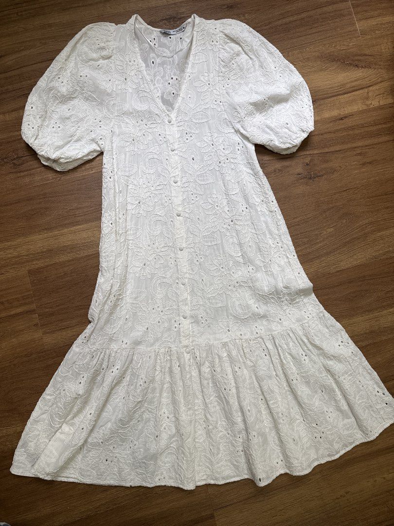 sachin and babi light blue dress Zara White Embroidered Midi Dress XS, Women's Fashion, Dresses & Sets,  Dresses on Carousell
