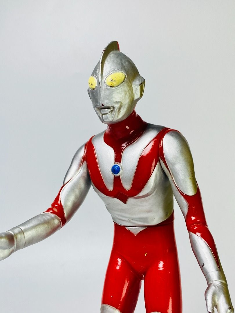 1996 Ultraman Sofubi Bandai Made in Japan (Category: Toys & Games) located in Bacoor. Submitted by banananana12 (Listing ID 1437460744, Image 2). Description: 1996 Ultraman Sofubi Bandai Made in Japan 9.5 inches - Vintage Ultraman action figure - Made by Bandai, Japan - Released in 1996 - Classic red, silver, and yellow color scheme - Detailed design - Standing pose with outstretched arms.