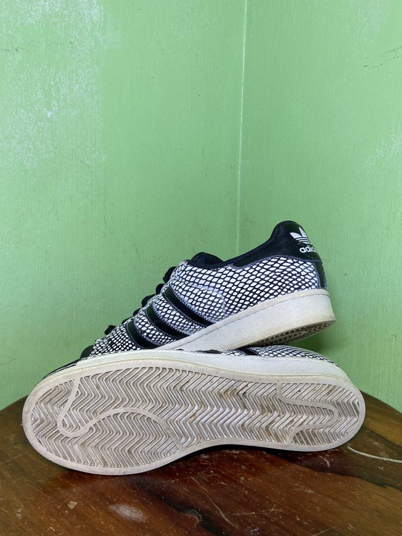 Adidas Superstar Snake Print Sneakers (Category: Sneakers) located in Bayombong. Submitted by calthrift.us (Listing ID 1437515379, Image 3). Description: - Adidas Superstar sneakers - Unique snake print design - Classic three stripes and shell toe - Size: US 10, UK 9.5, EUR 44 - Made in Indonesia - Signs of wear on soles and uppers -AMTF.
