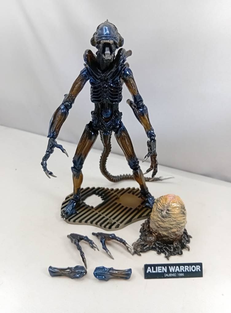 Aliens Revoltech #016 Kaiyodo 6" Alien Warrior Action Figure (Category: Toys & Games) located in Quezon City. Submitted by ToyzzKoleksyon (Listing ID 1437577831, Image 2). Description: Authentic/Branded. -Price: 1,500 -Condition: AS IS. Good. Back in Box. OLD STOCK. -Issue: NONE -What you see is what you get. -Please check photos for issues. -Pm me for questions. -Location: Quezon City b145n.