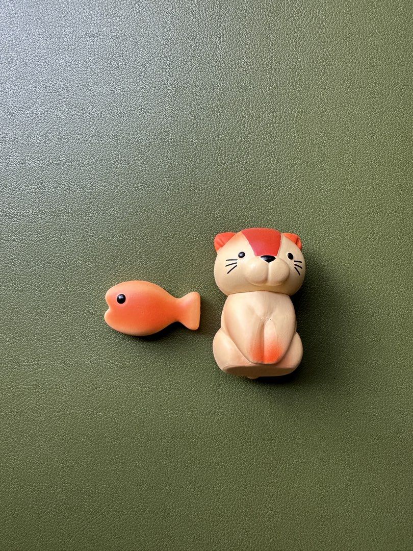 Animal Bakery Mini Figure Blind Box Cat (Category: Designer & Blind Box Toys) located in Pasig City. Submitted by 91_mjho (Listing ID 1437487593, Image 1). Description: Animal Bakery Mini Figure Blind Box Cat. With box and foil. Purchased in Fully Booked. Can send more photos upon request. All sales are final. RFS: Decluttering..