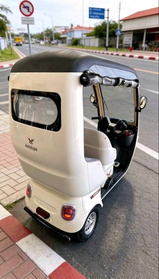 Antelope E-bike (Category: Bicycles) located in Manila. Submitted by carlmark06 (Listing ID 1437427973, Image 3). Description: ANTELOPE🫎 D9/ K1/ X1 3WHEELS EV (BACKPACK) ◾45 KPH ◾25 KM LONG DRIVE ◾TUBELESS 3.00 X 8 ◾60V X 20AMP ◾MOTOR 1000W ◾CONTROLLER 800W ◾DIFFERENTIAL MOTOR HUB ◾PANEL POCKETS ◾THROTTLE DRIVE ◾DRIVE/REVERSE MODE ◾HIGH/MEDIUM and LOW SPEEDS ◾PARKING FUNCTION ◾SIDE MIRRORS ◾HORN ◾FOOT BRAKE ◾HAND BRAKE ◾CROWN LIGHT ◾HEAD LIGHTS 