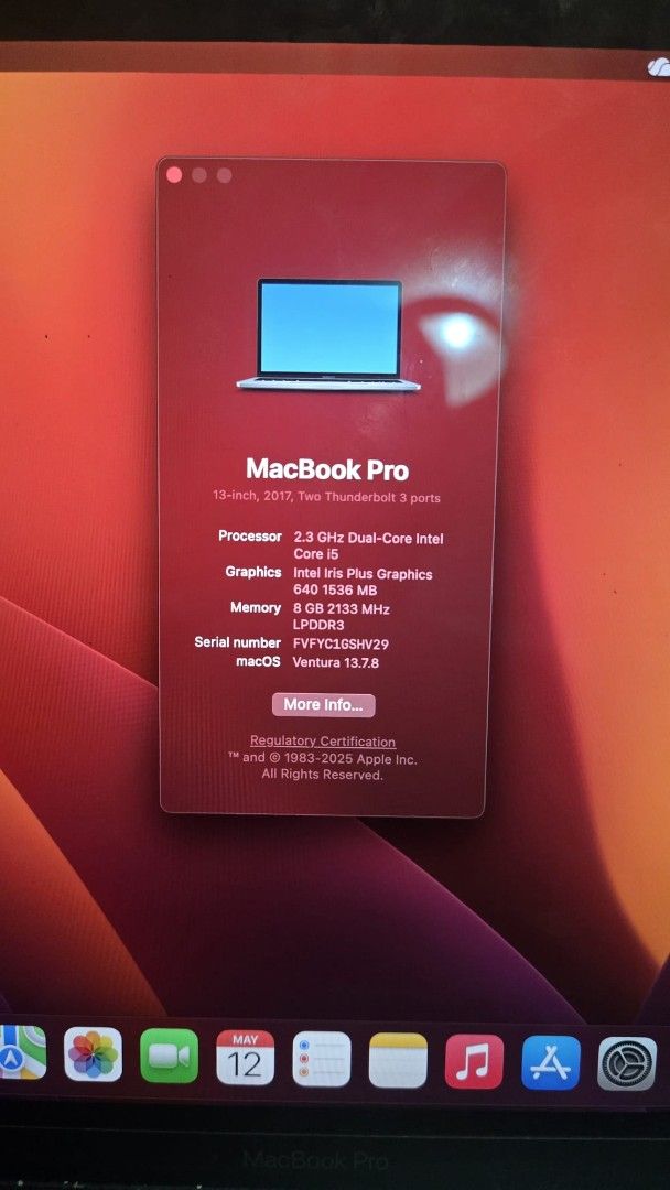 Apple MacBook Pro 13-inch (2017)452253883733135360