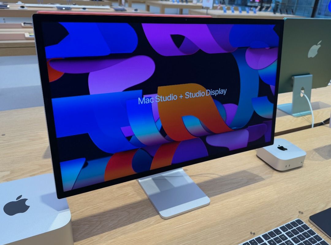 Apple Studio Display 2024451888738930544640