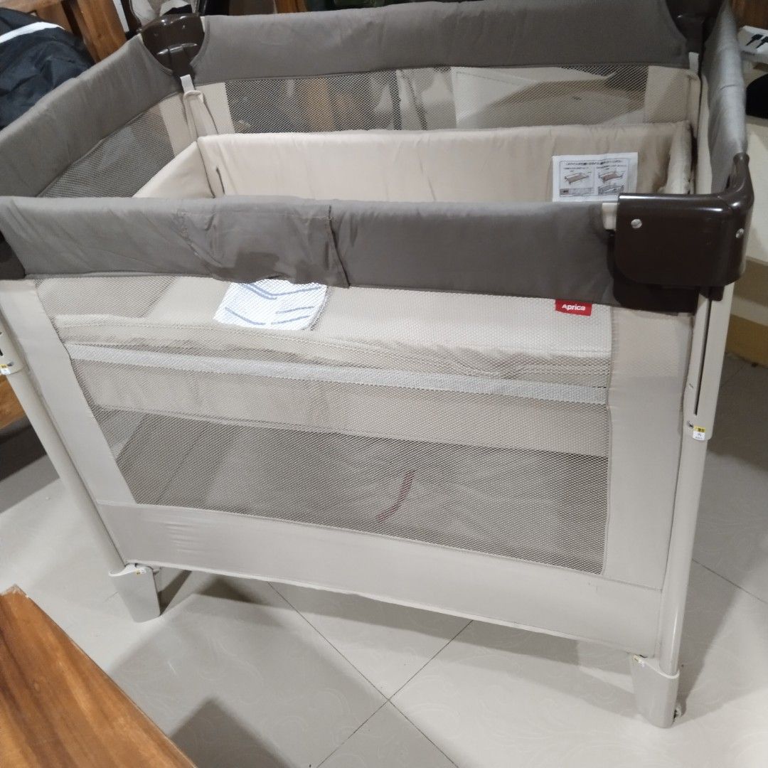 Aprica coconel air plus crib/ playpen (Category: Infant Playtime) located in Cavite. Submitted by dimple082 (Listing ID 1437542946, Image 2). Description: good as new complete with bag and manual 25k original price selling @6k.