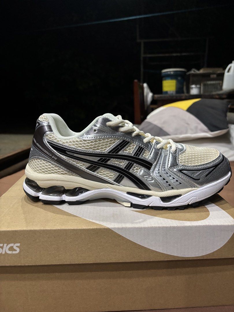 Asics kayano 14 (Category: Sneakers) located in Manila. Submitted by torresjose46136 (Listing ID 1437539158, Image 2). Description: - Asics kayano gel 14 - Silver and black colorway - Features Asics logo - Gel technology for comfort - Includes original box - Minimal wear on sole - Made with mesh and synthetic materials isang beses pa lang nagagamit size 11.