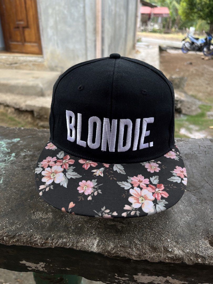 Beechfield BLONDIE Floral Snapback Cap (Embroidered) (Category: Caps & Hats) located in Guindulman. Submitted by charlesthriftbhl (Listing ID 1437427806, Image 1). Description: ▫️SIZE: One size fits all (OSFA) ▫️COLOR RATE: 9.5/10 ▫️CONDITION: Excellent ▫️ISSUE/FLAWS: None ✅ TAGS AND OTHER DETAILS ARE POSTED PLEASE SLIDE IT THANKYOU. ⚠️REMINDERS BEFORE BUYING⚠️ ~ All items are off/legit for safety. ~ Items are thrifted. Please manage your expecta