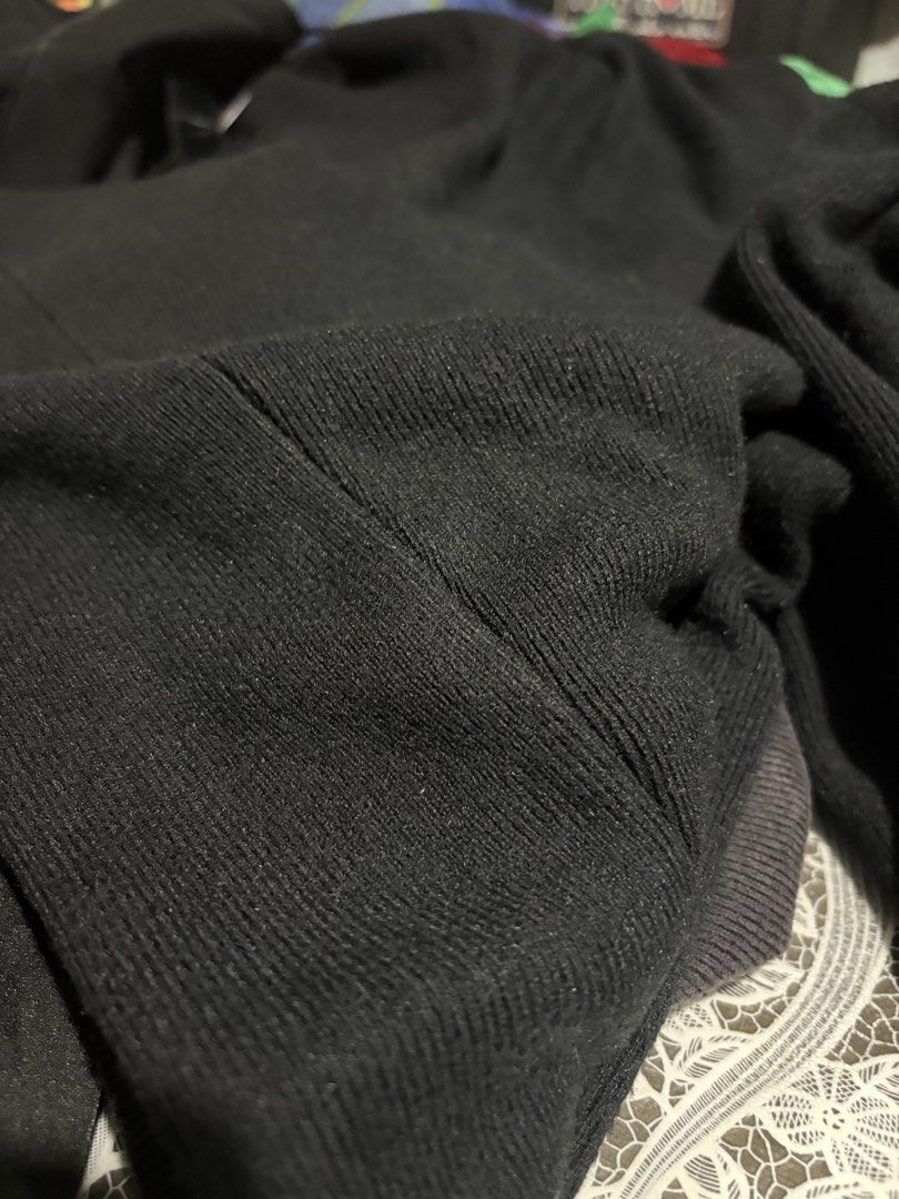 Black Long Sleeve Turtle Neck Dress (Category: Dresses) located in Makati City. Submitted by sagexoxo (Listing ID 1437453008, Image 3). Description: - Black long-sleeved - Turtle Neck - Fitted - Comfortable, thick fabric - Sophisticated look - Solid black color - haba hanggang lagpas tuhod (im 5,6) rfs: used once for an event.