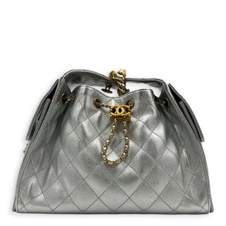 (Category: ) located in . Submitted by carousellluxury (Listing ID 1432292765, Image 1). Description: .