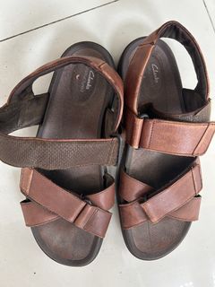 (Category: ) located in . Submitted by clothesaholic28 (Listing ID 1437437699, Image 1). Description: .