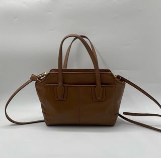 (Category: ) located in . Submitted by preloved923 (Listing ID 1437424752, Image 1). Description: .