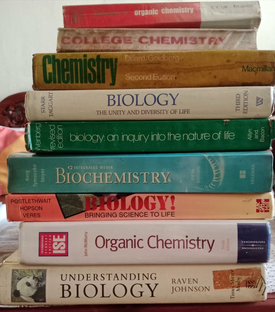 College TextBooks (Category: Textbooks) located in Muntinlupa City. Submitted by pick.a.buks (Listing ID 1437409439, Image 1). Description: chemistry Books small soft bound, 100 each, Biology & Chemistry Large soft Bound, 280 each.