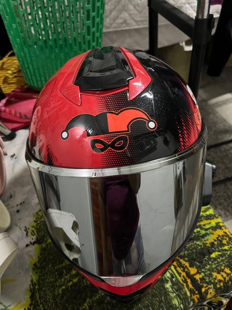 Couple used helmets with intercom (Category: Everything Else Others) located in Manila. Submitted by gevirlyn (Listing ID 1437508955, Image 2). Description: Used but not abuse.