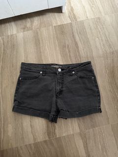 (Category: ) located in . Submitted by k3sh11 (Listing ID 1437547314, Image 1). Description: .