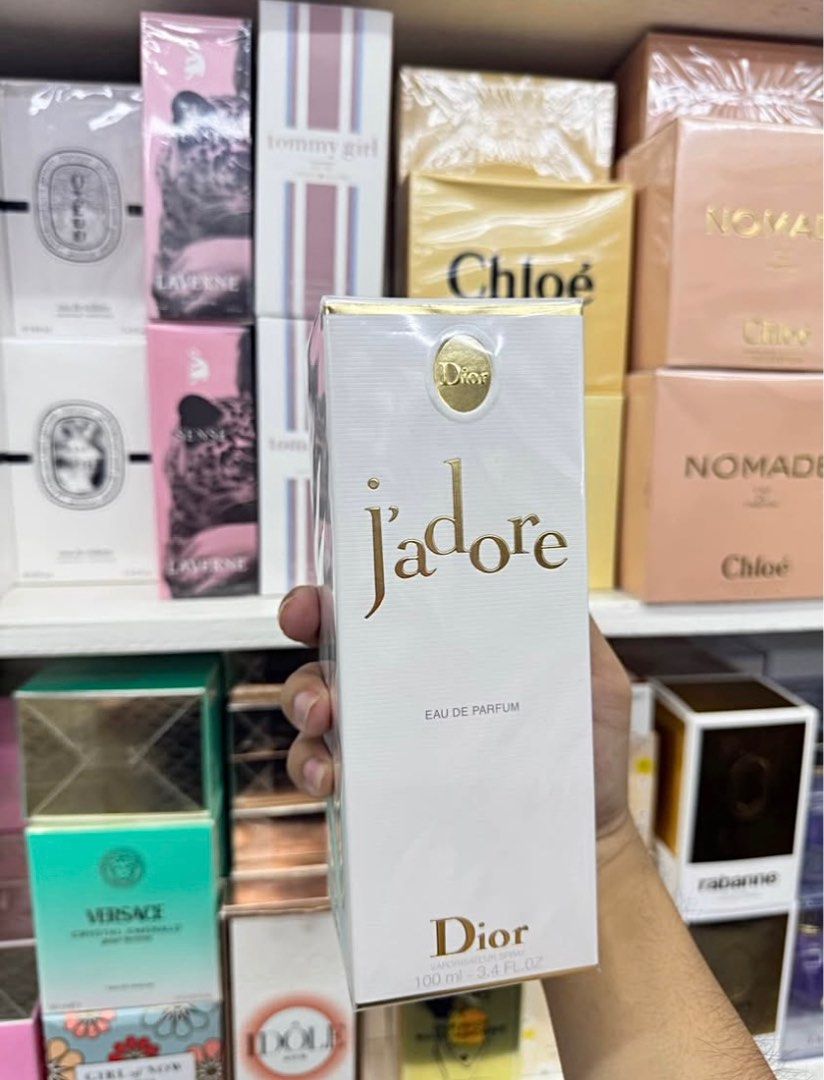 DIOR J’ADORE EDP | PREMIUM QUALITY (Category: Fragrance & Deodorants) located in Manila. Submitted by embere_shop (Listing ID 1437472612, Image 1). Description: 📌Perfect gift for birthdays, o kahit anong okasyon! ✨Hindi ka mapapahiya, promise same na same sa 0G ang amoy at long-lasting pa. Kung may budget ka, ito na ang best choice mo💗💐 📌Please read the last image carefully - all details are already provided. ❗️Offers below the regular price 