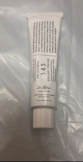 （分類：）位於 。 由 declutterlesgoww 提交（商品編號 1437547747，圖片 1）。簡介： 。