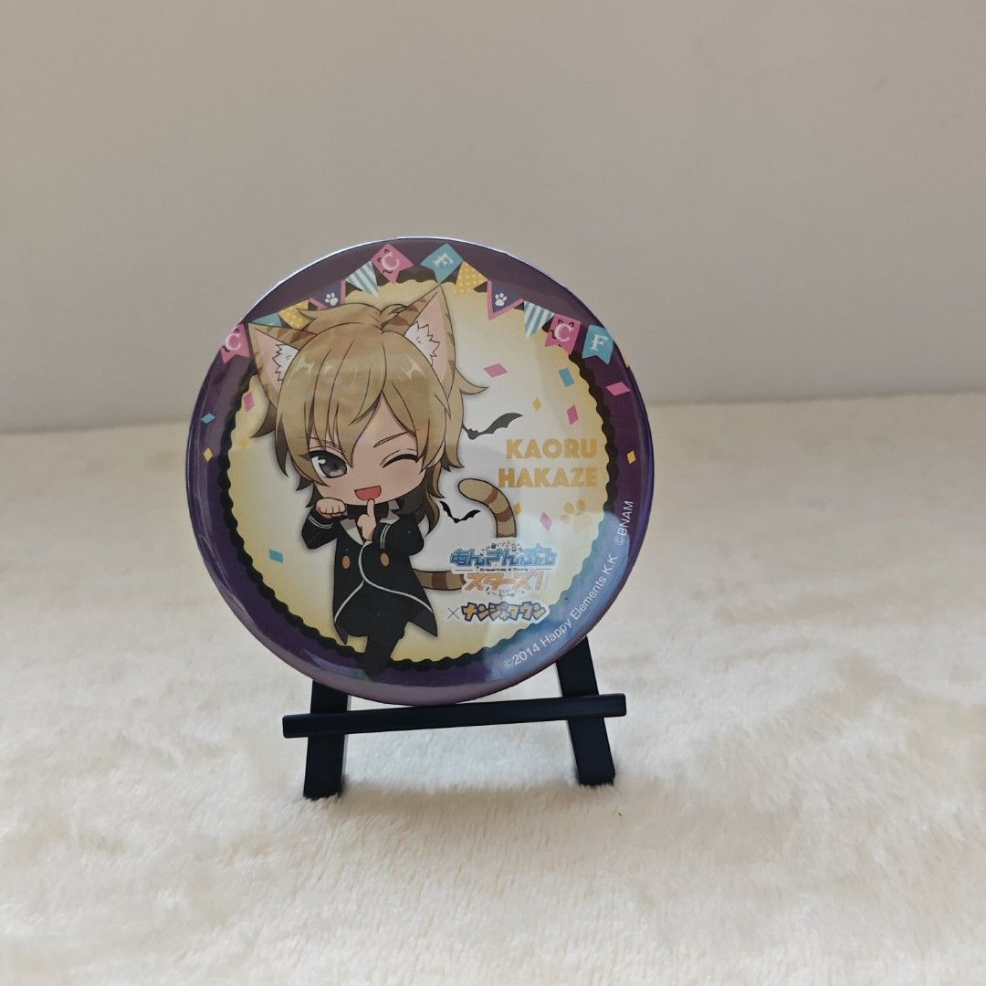 Ensemble Stars Kaoru Hakaze Big Can Badge (Category: J-Wave Merchandise) located in Meycauayan. Submitted by elyen_julyen (Listing ID 1437456076, Image 1). Description: - Kaoru Hakaze pin - From Ensemble Stars - Circular design - Features character illustration - Includes character name and Japanese text - Collectible item - Comes with a display stand.