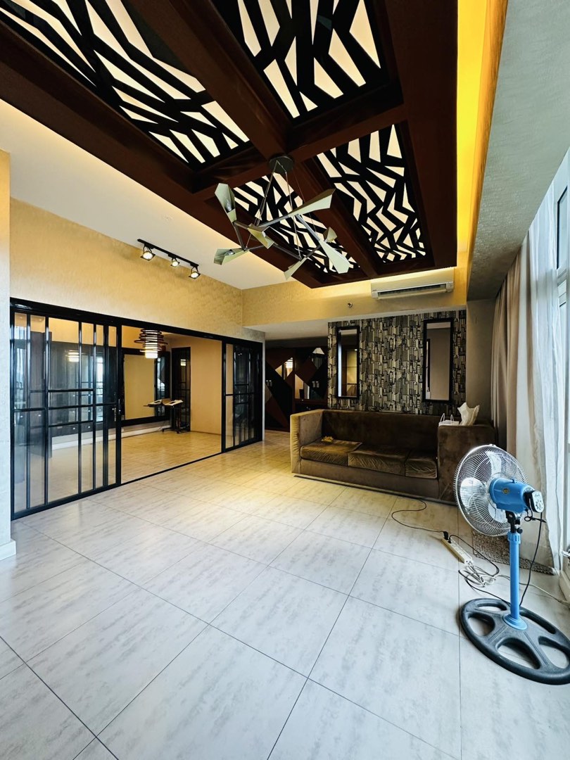(Category: ) located in . Submitted by mnremulla (Listing ID 1437451084, Image 1). Description: .