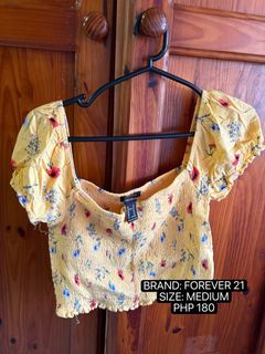 (Category: ) located in . Submitted by shoppetomycloset (Listing ID 1437550767, Image 1). Description: .