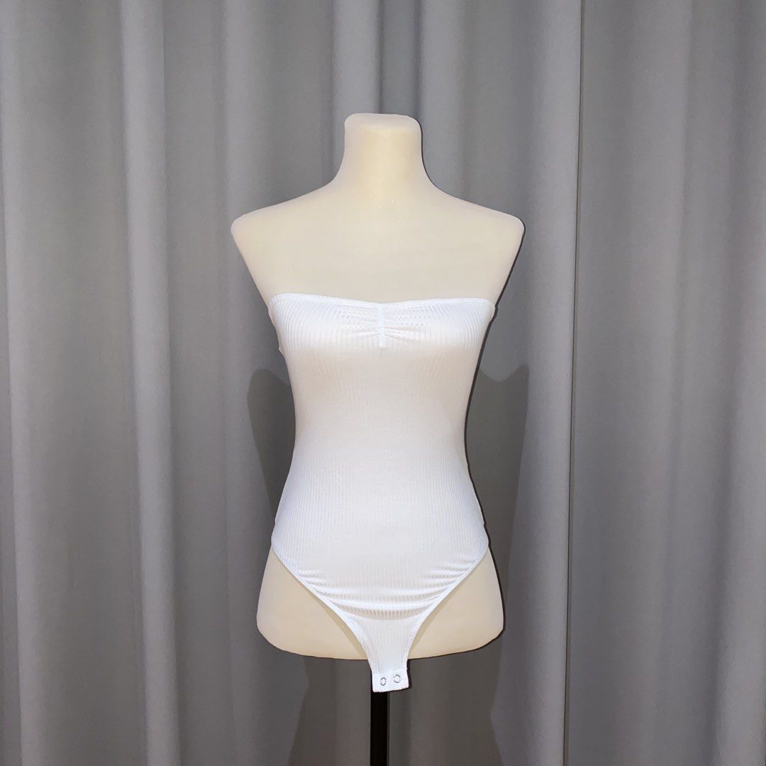 forever 21 white tube bodysuit (Category: Others Tops) located in Muntinlupa City. Submitted by declutterwithkk (Listing ID 1437550769, Image 1). Description: - forever 21 tube bodysuit - ribbed texture - semi-stretchable - thin fabric so a bit see-through.