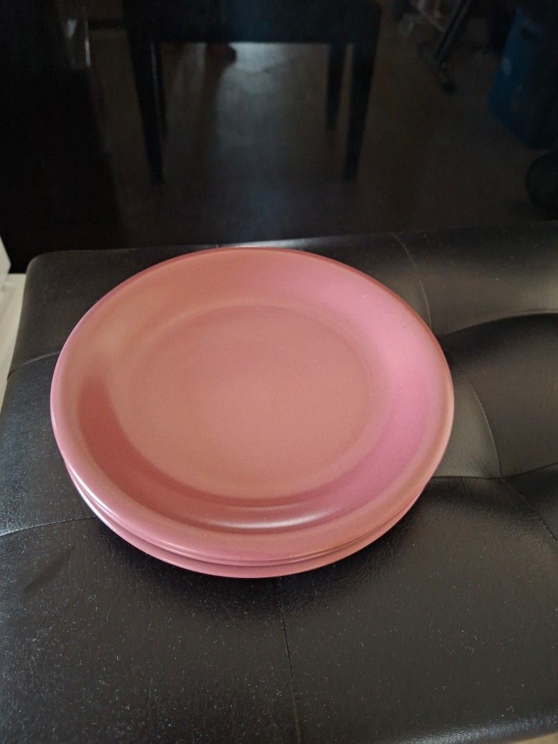 Free Purple plates451966692660367360