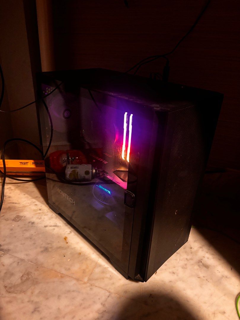 Gaming PC452143277818531840