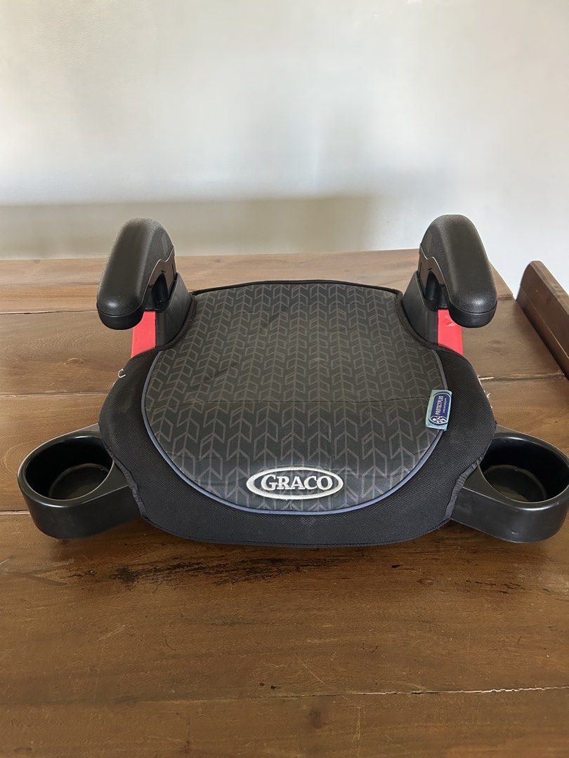 Graco Booster Car Seat 2.0 (Category: Car Seats) located in Taguig. Submitted by mdinvestbuildtrade (Listing ID 1437482613, Image 1). Description: - Graco booster car seat bought in San Diego - Stylish black and red design - Includes two cup holders - Comfortable padded armrests - Attractive patterned seat - Graco logo visible - In excellent, ready-to-use condition Pick up in McKinley Hill Taguig .